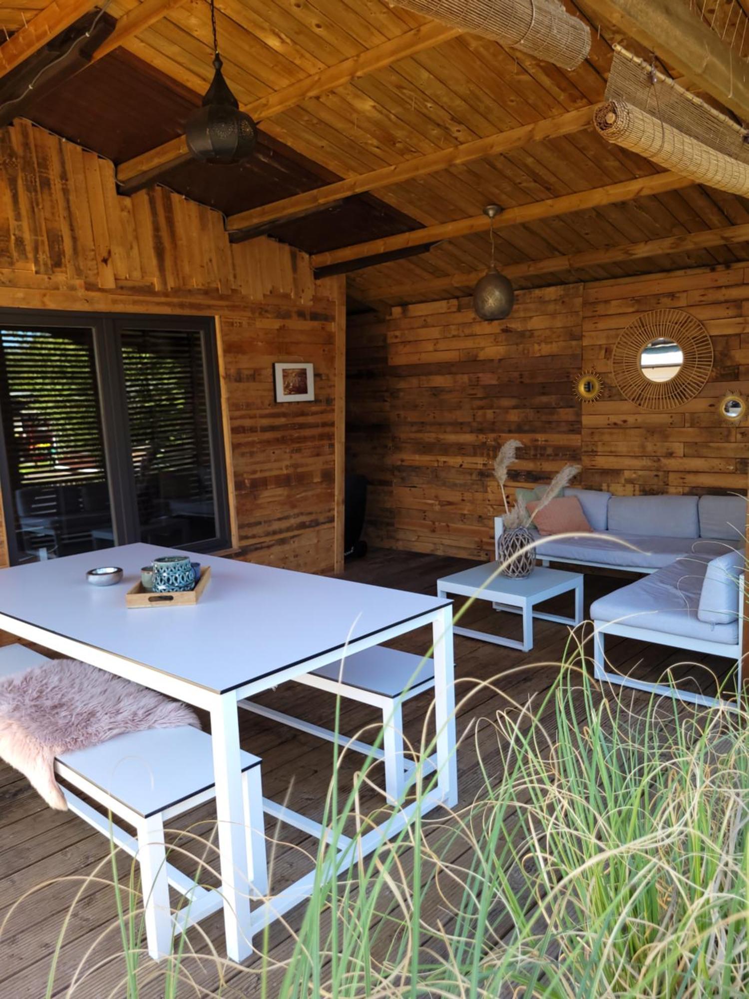 Rustig Gelegen Chalet Solvo Met Terras Aan Het Water Ґел Екстер'єр фото